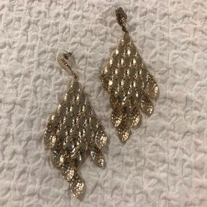 Kendra Scott earrings